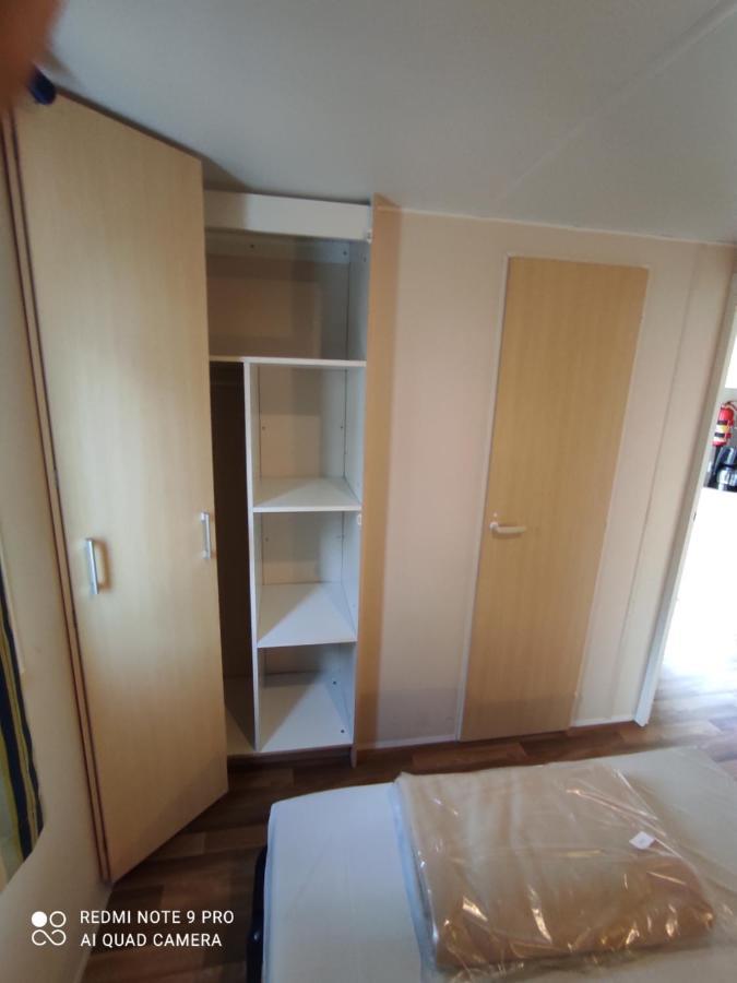 Mobil Home 5-6 Personnes - Climatise Пор-ла-Нувель Екстер'єр фото